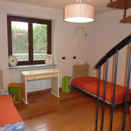 Lägenhet Casa Vacanze La Quercia E L'ulivo Castelnuovo Don Bosco